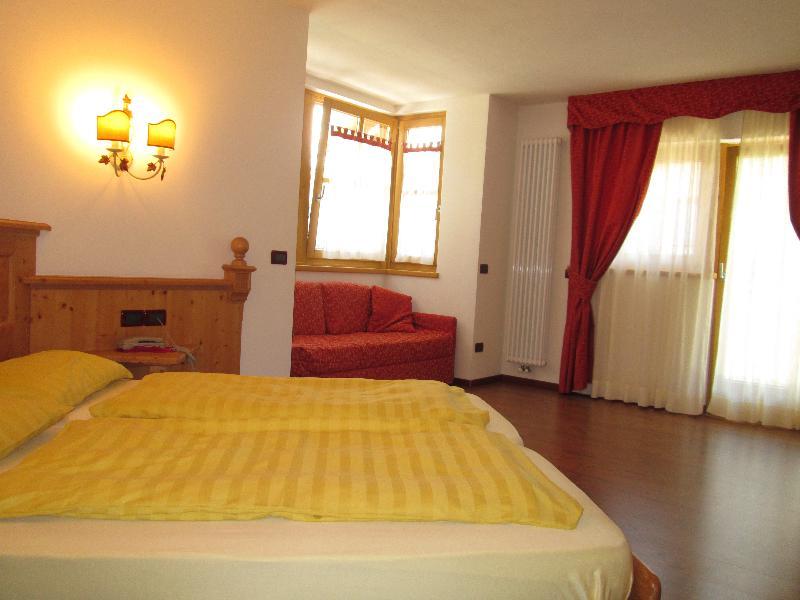 Residence La Moretina Commezzadura Bagian luar foto
